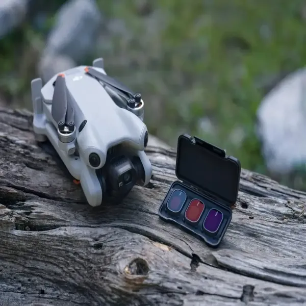 DJI Mini 4 Pro 航拍无人机