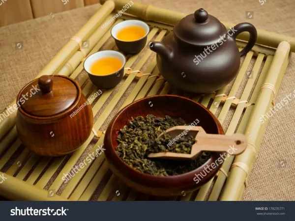 云南古树普洱茶饼 2019年份